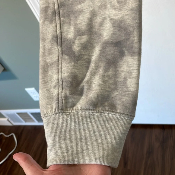 Athleta Balance Printed Jogger Tie Dye Gray and White Size Small - Picture 8 of 11